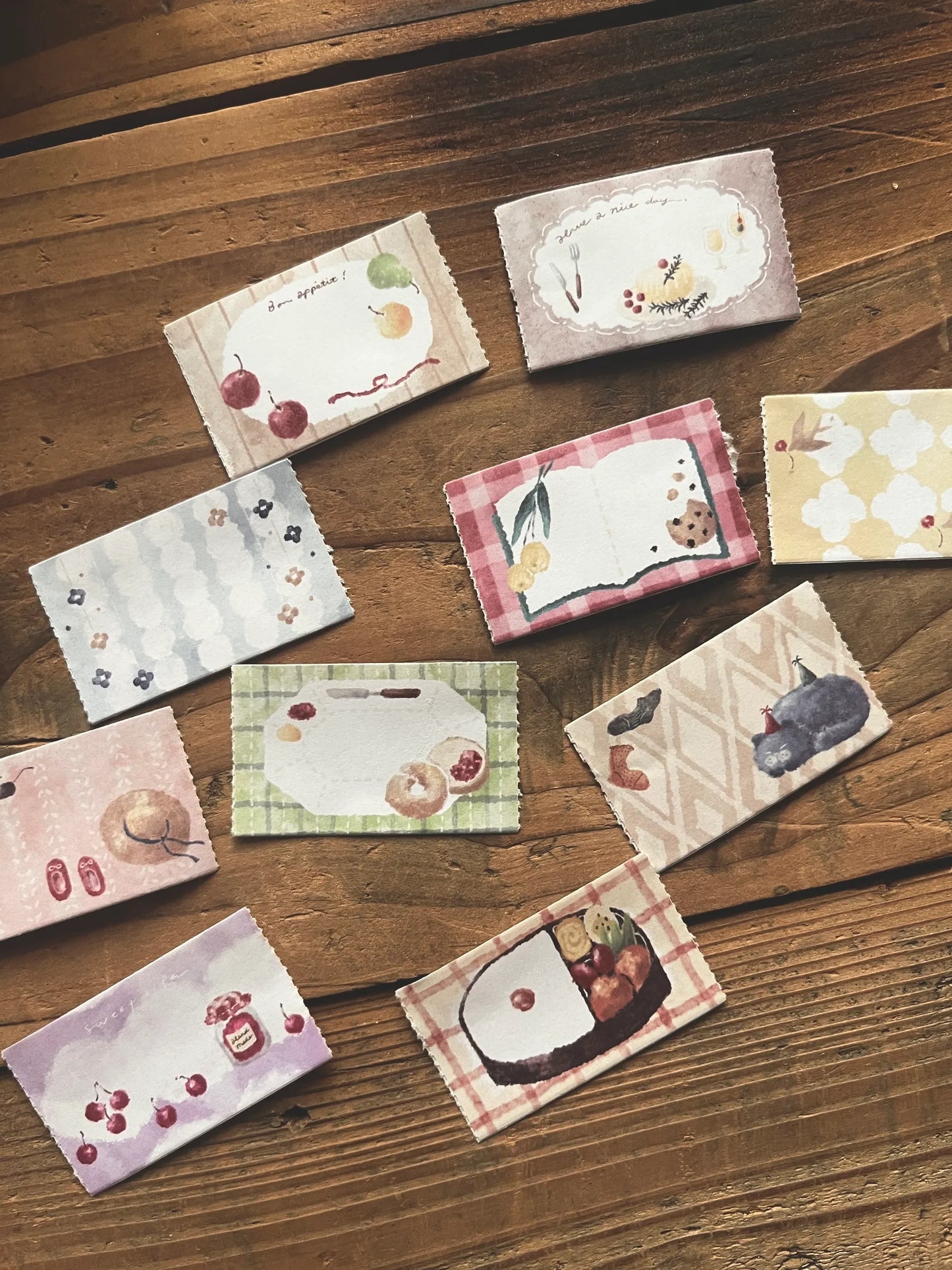 Breezy Studio Memo Roll - Picnic