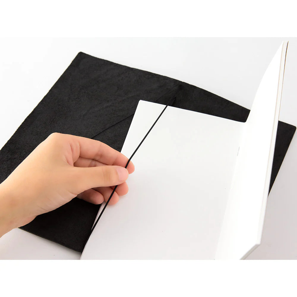 TRAVELER'S notebook Regular Size Black