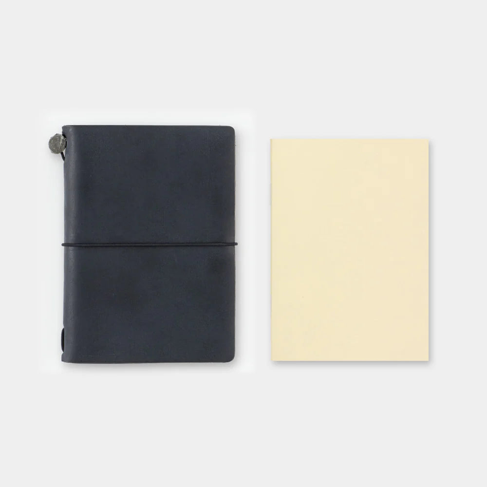 TRAVELER'S notebook Passport Size 006 Monthly Free Diary Refill