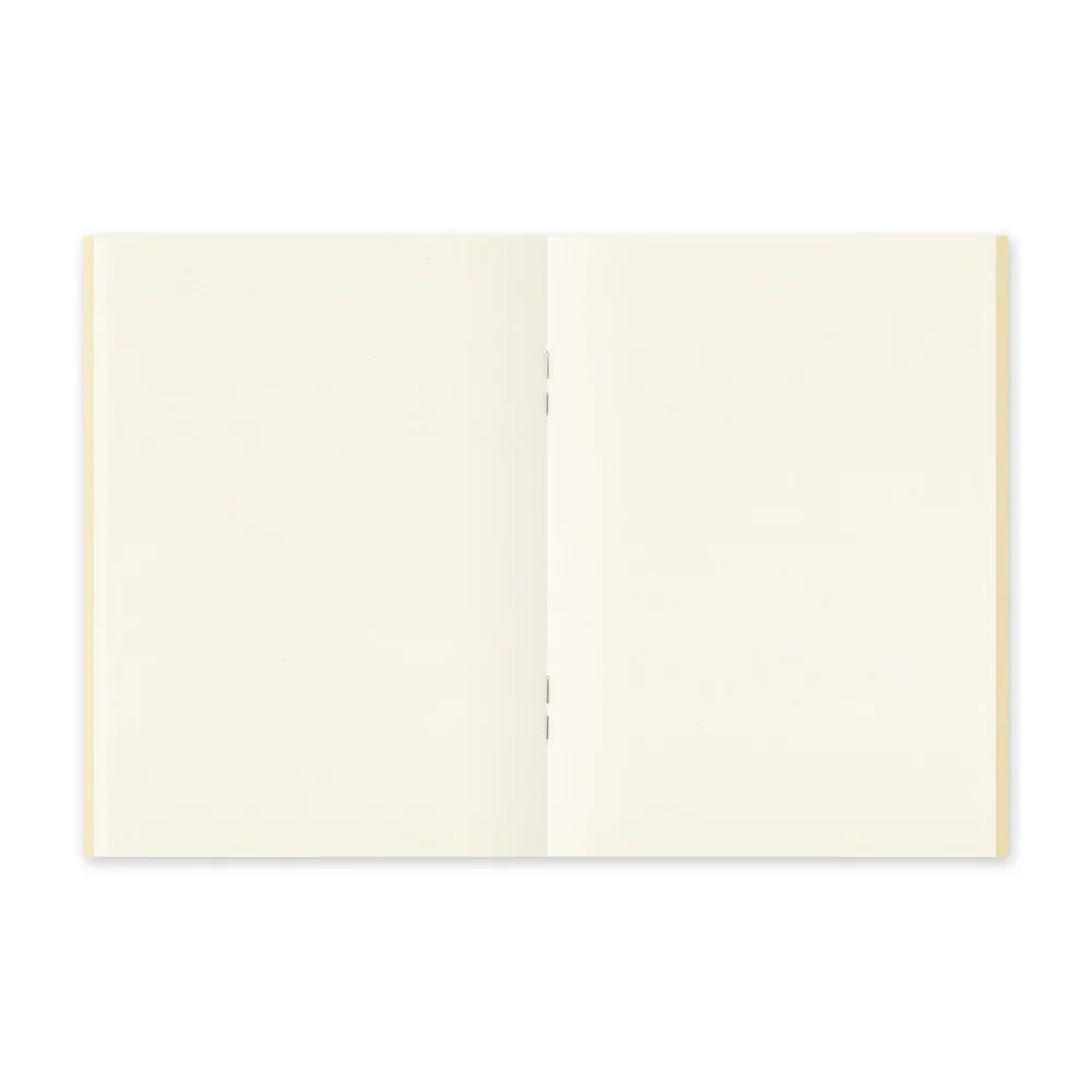 TRAVELER'S notebook Passport Size 013 MD Paper Cream Refill