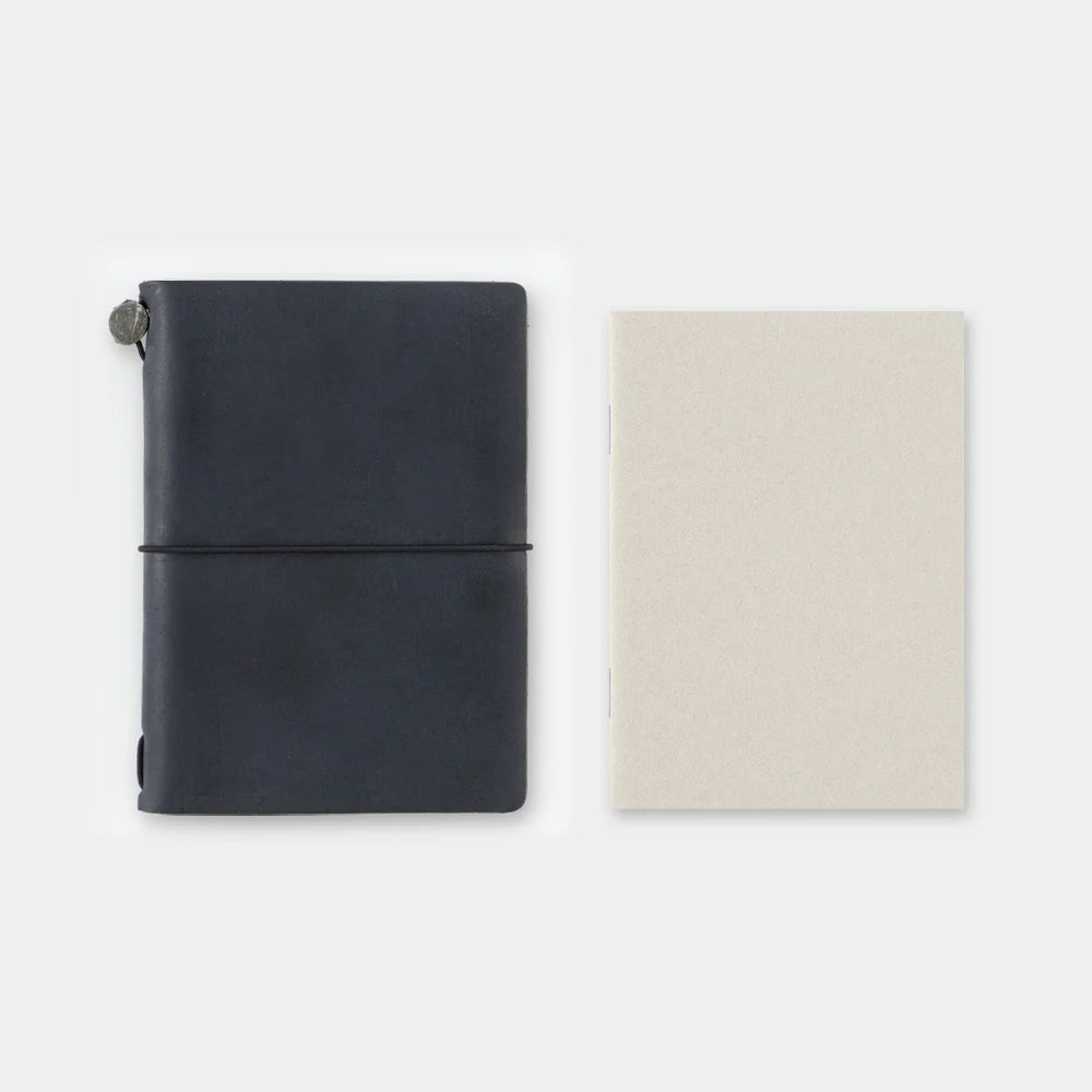 TRAVELER'S notebook Passport Size 014 Dot Grid Refill