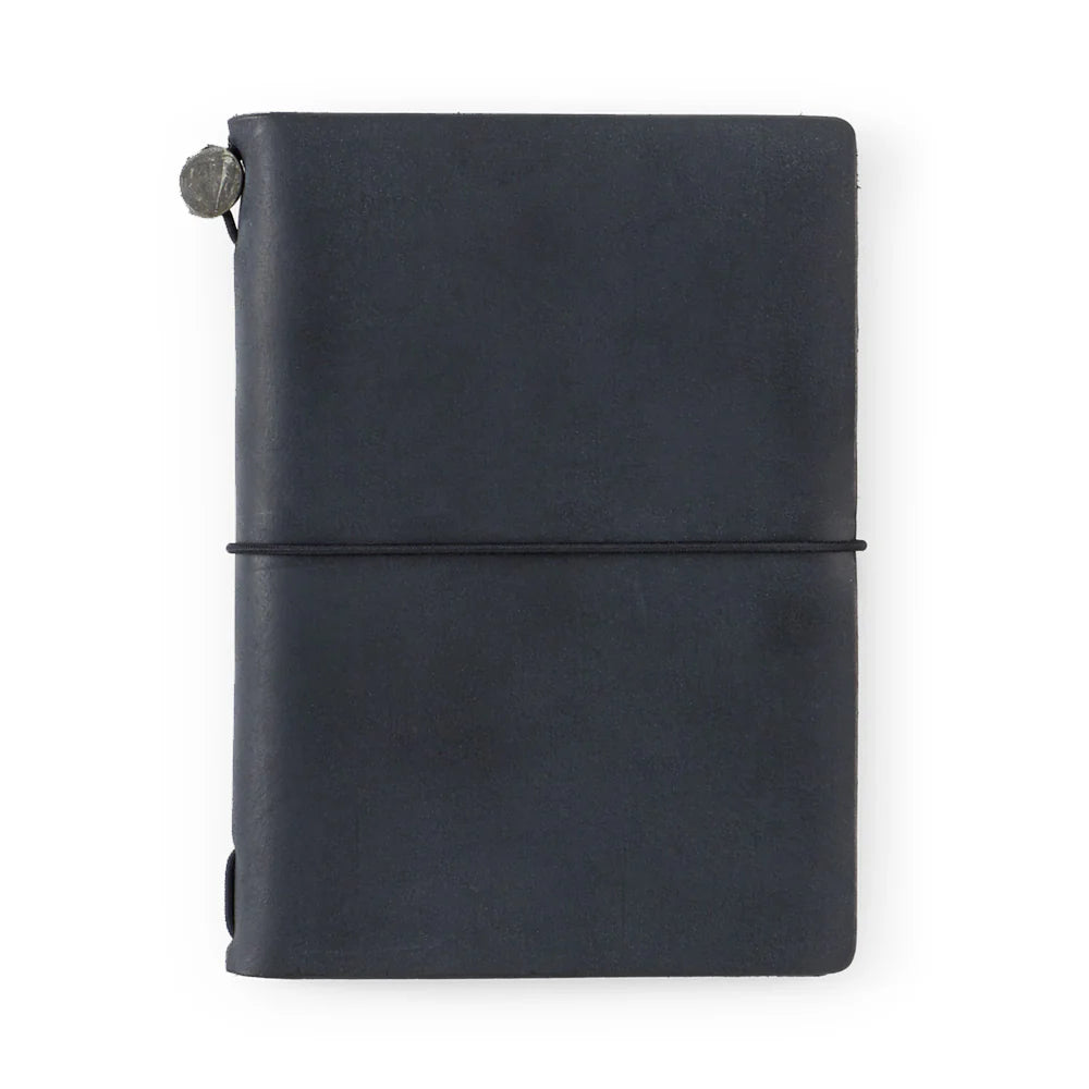 TRAVELER'S notebook Passport Size Black