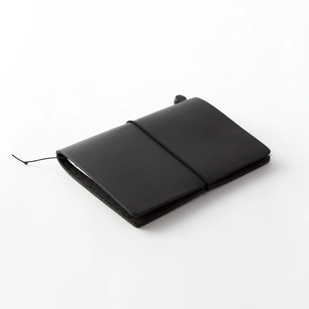 TRAVELER'S notebook Passport Size Black