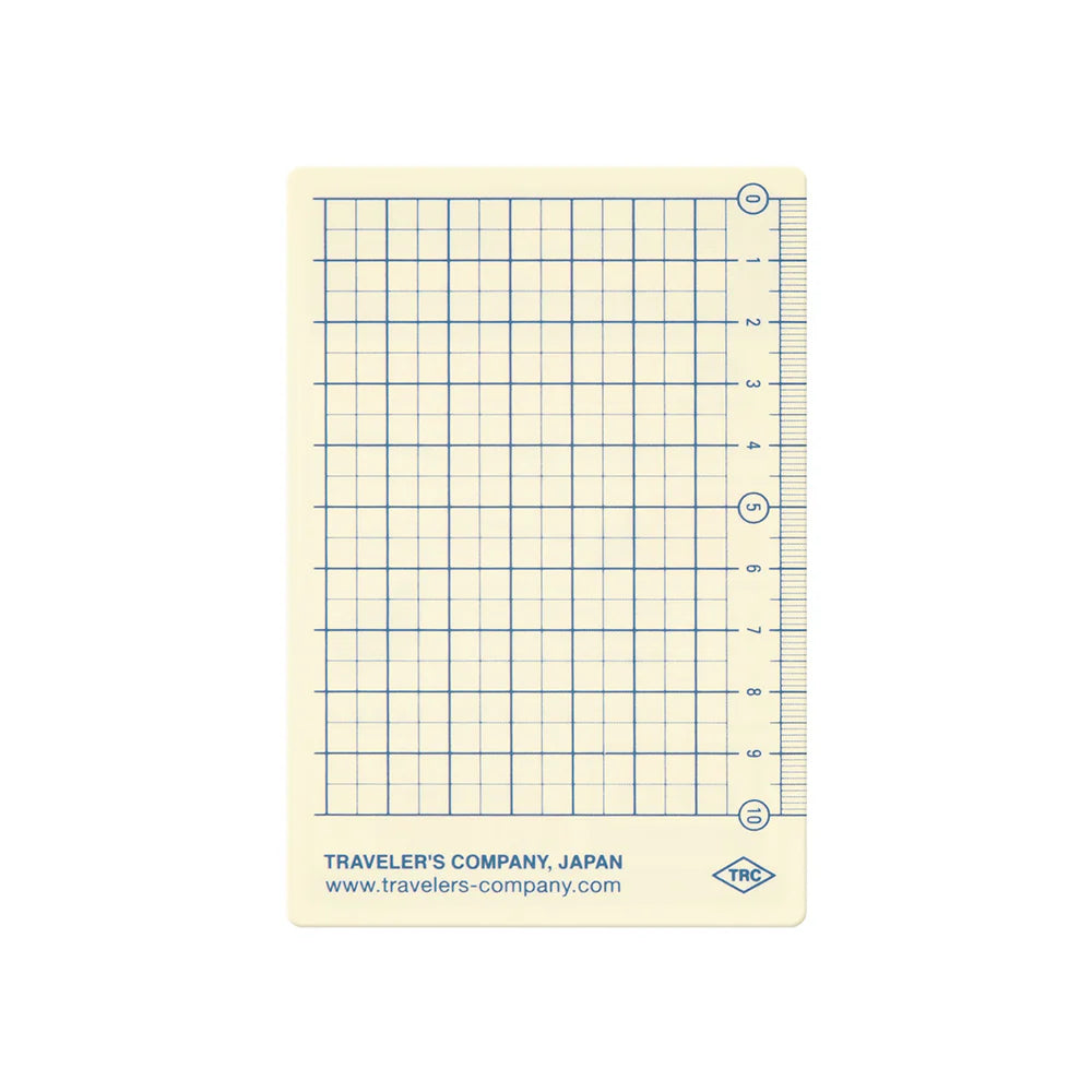 PRE-ORDER TRAVELER'S notebook Plastic Sheet 2026 - Passport Size