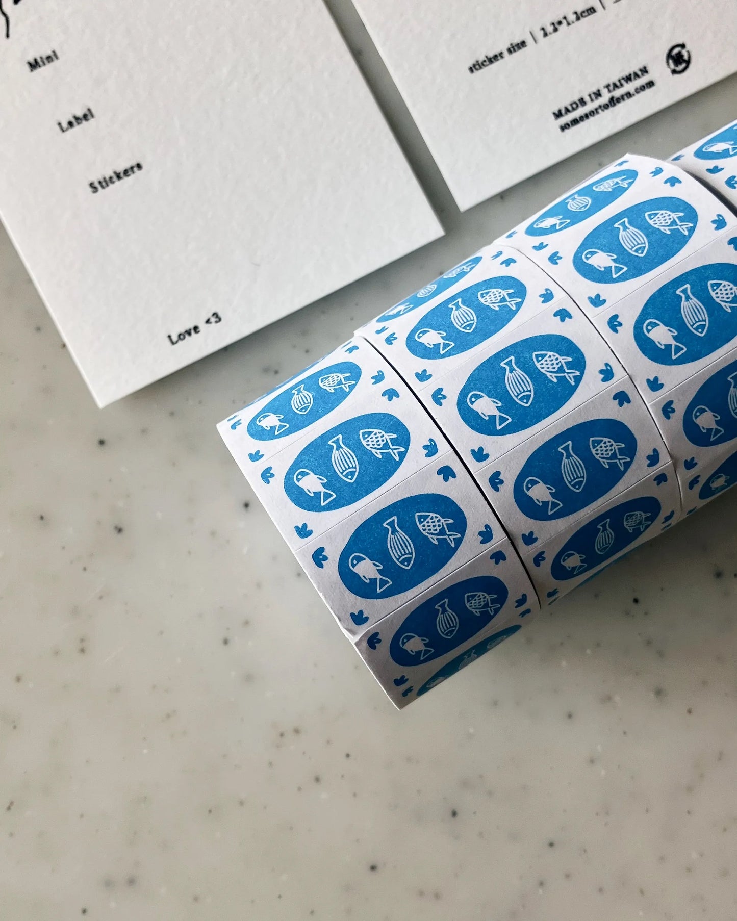 Somesortof.fern Label Stickers - Mini Fishes