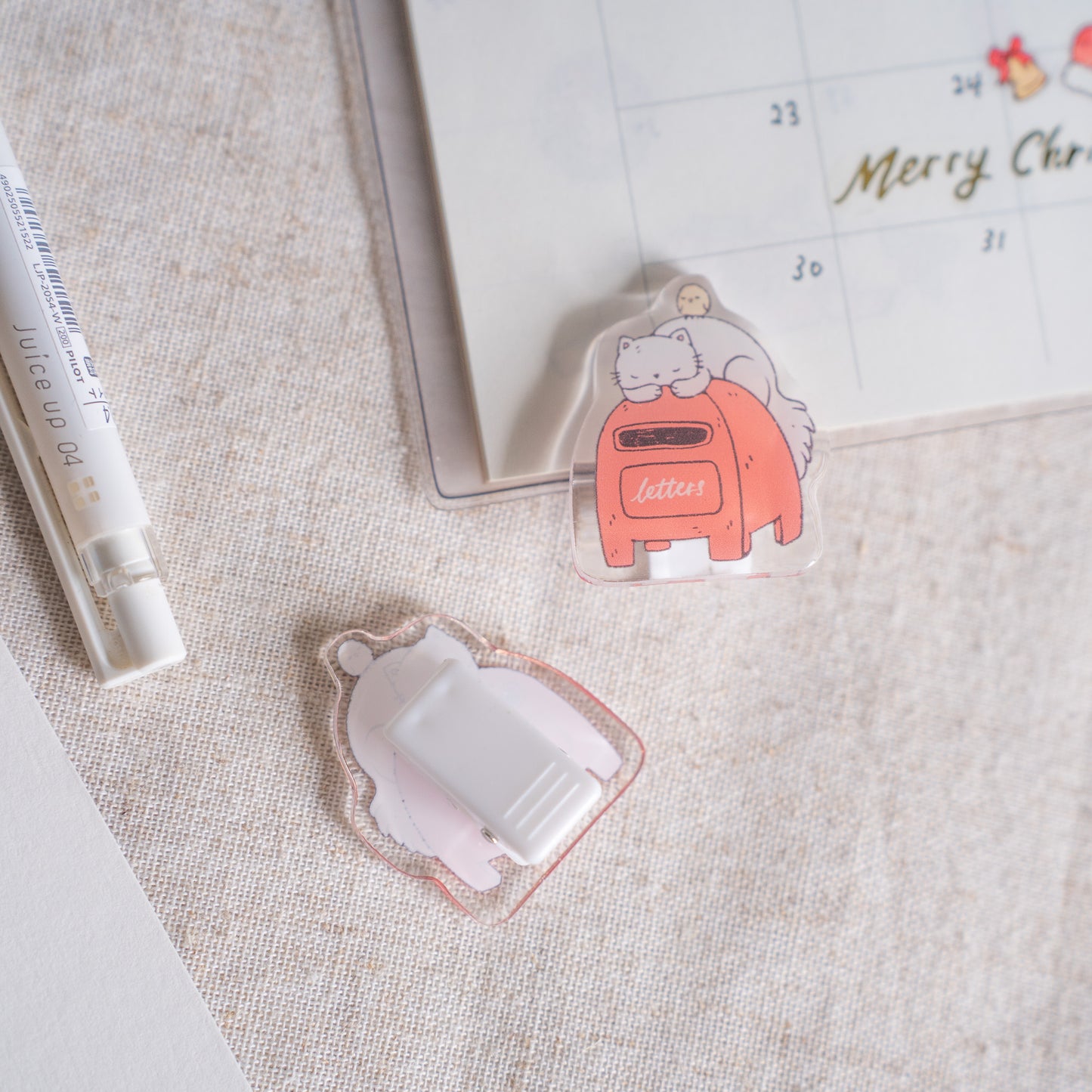 Sho Little Happiness Acrylic Clip - Cat and Mailbox