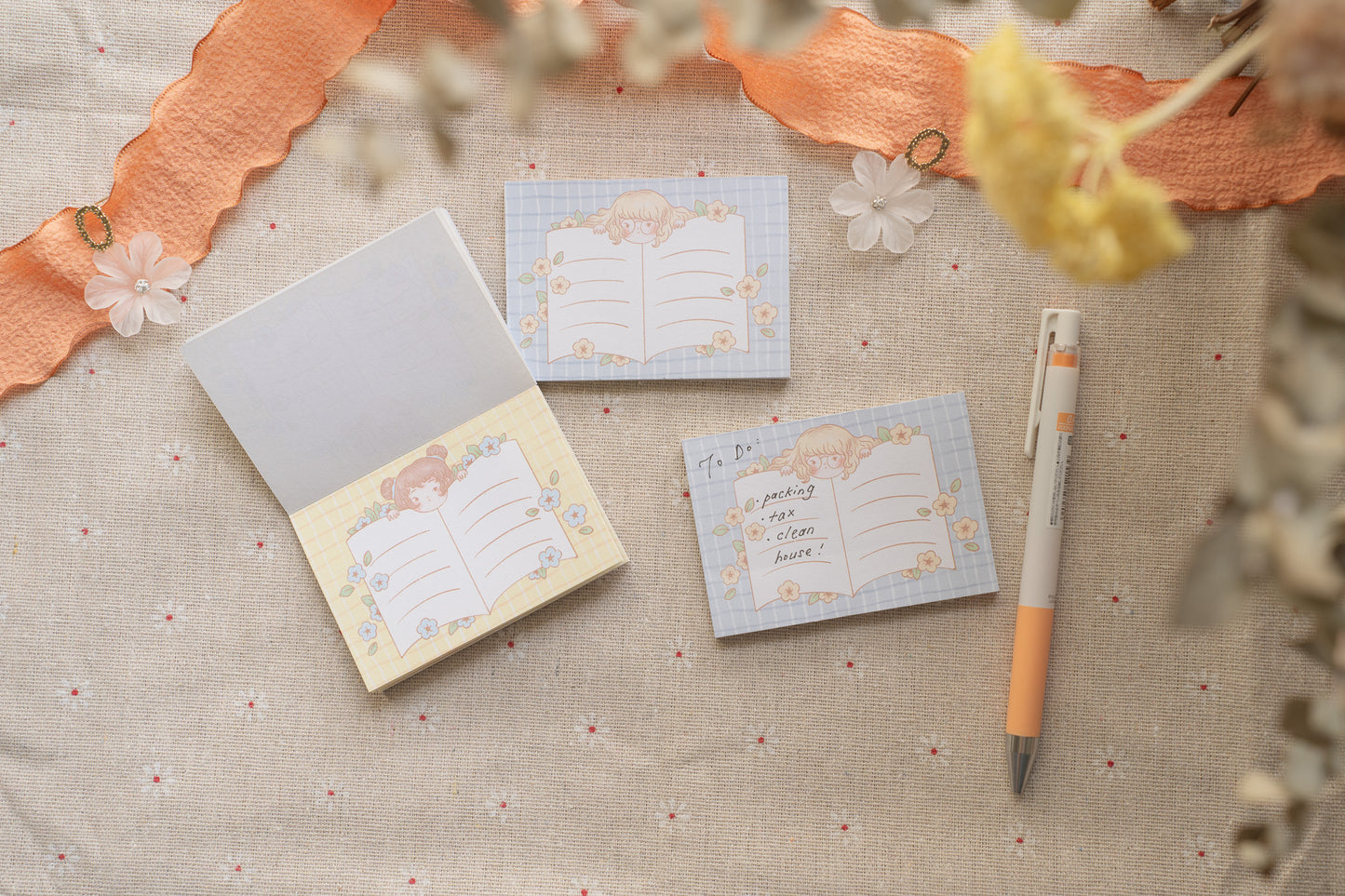 Sho Little Happiness Memo Pad - Summer Books
