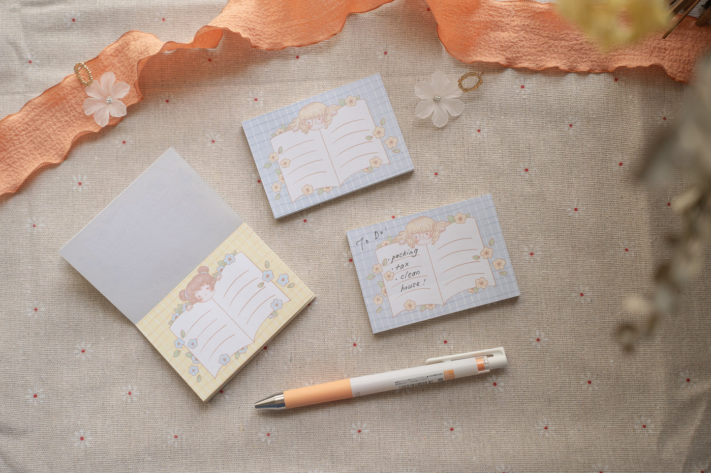 Sho Little Happiness Memo Pad - Summer Books