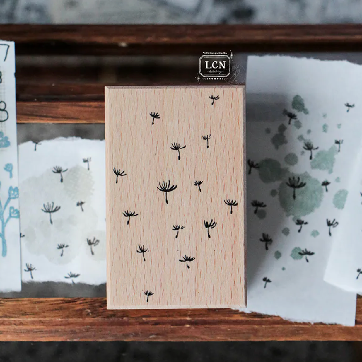 LCN Design Studio Rubber Stamp - Dandelion
