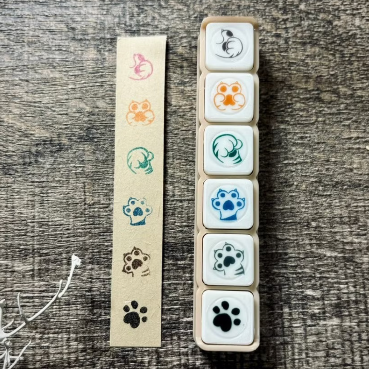 A Great Idea Pre-inked Stamps - Cat Paws