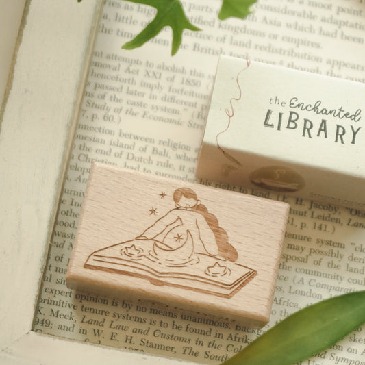 Teayou The Enchanted Library Rubber Stamp - Moonlight