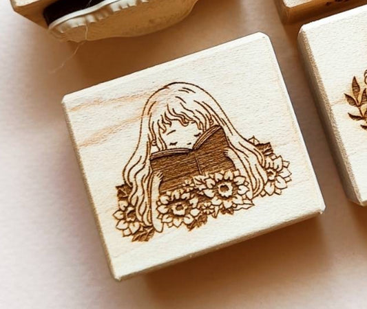 Sho Little Happiness Rubber Stamp - Reading in Sunflower Field