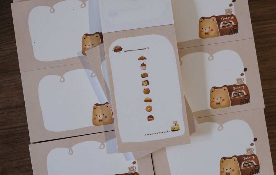 Eileen Tai Memo Pad - Bearkery