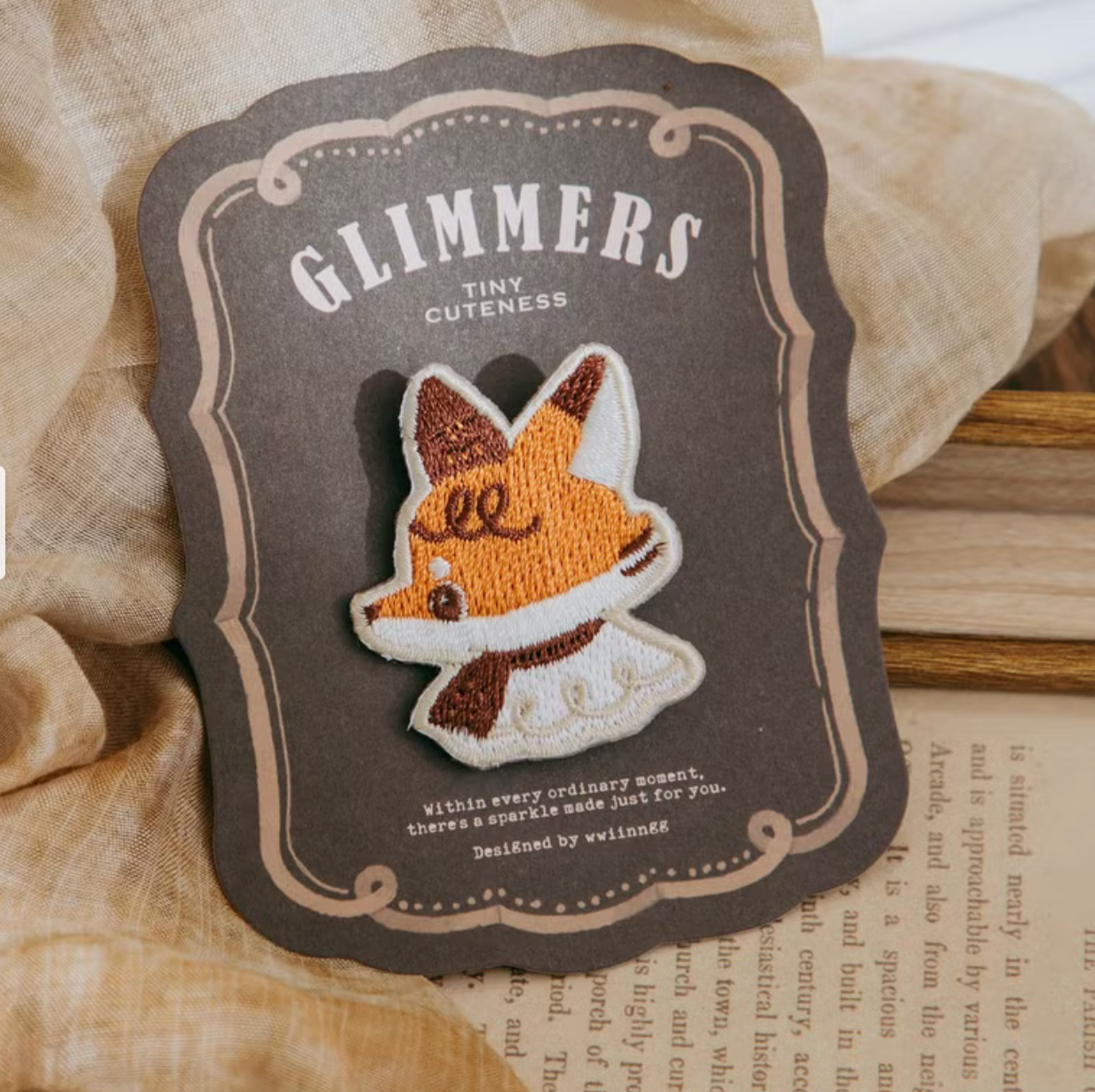 wwiinngg Embroidered Pin - Little Fox