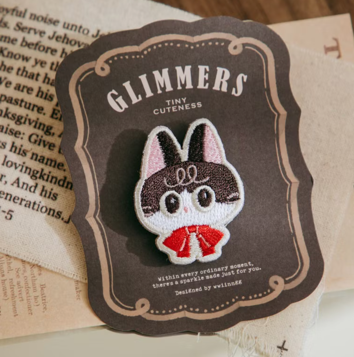 wwiinngg Embroidered Pin - Tuxedo Cat