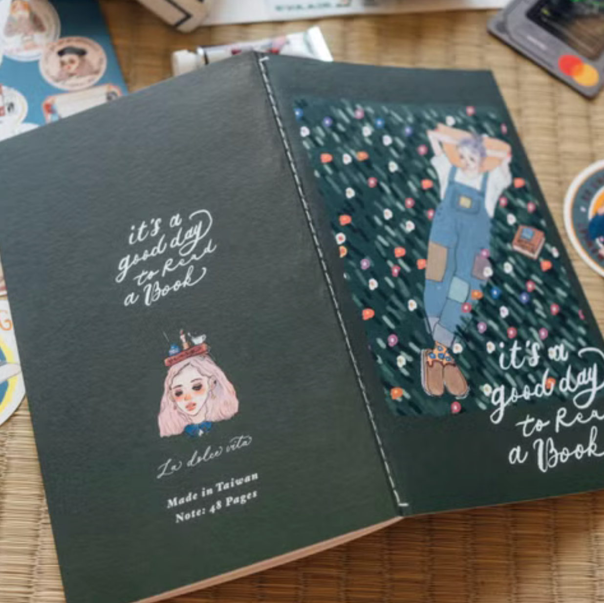 La Dolce Vita Notebook - It's a Good Day to Read a Book