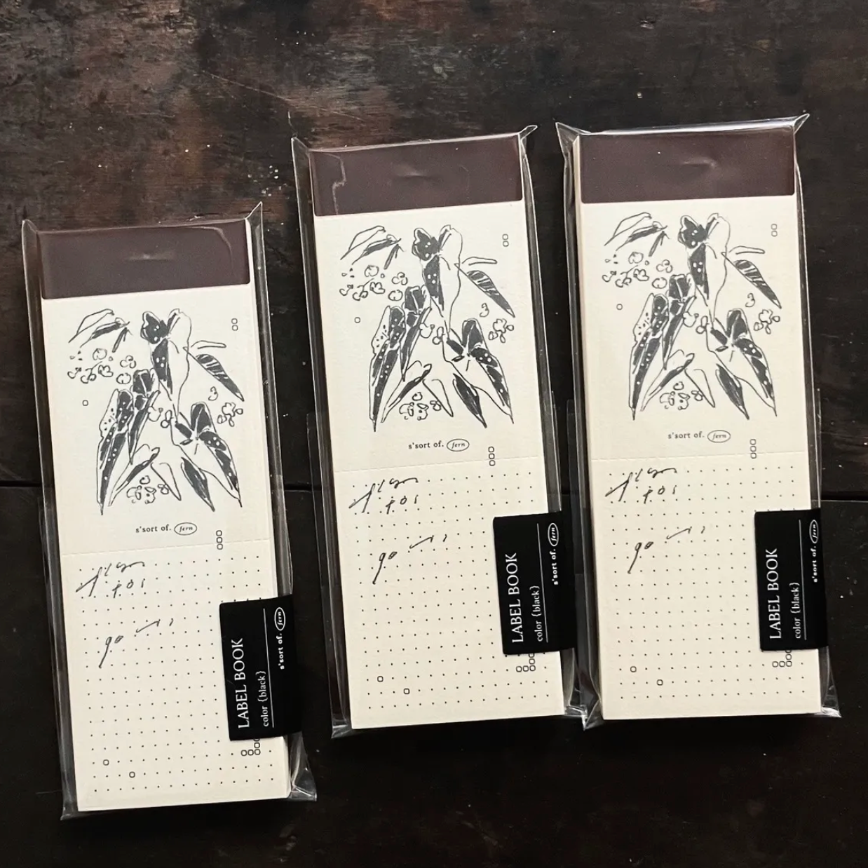 Somesortof.fern Label Book - Angel Wings Begonia