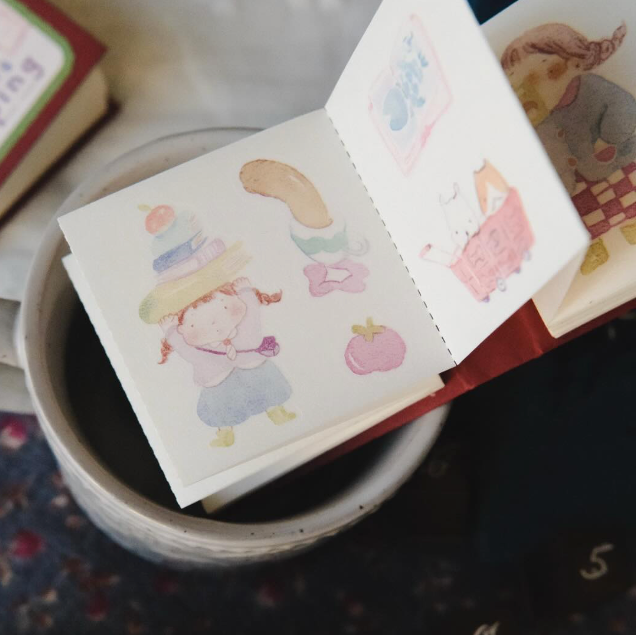 Teayou Kiss Cut Washi Sticker Book - Reading Sleeping