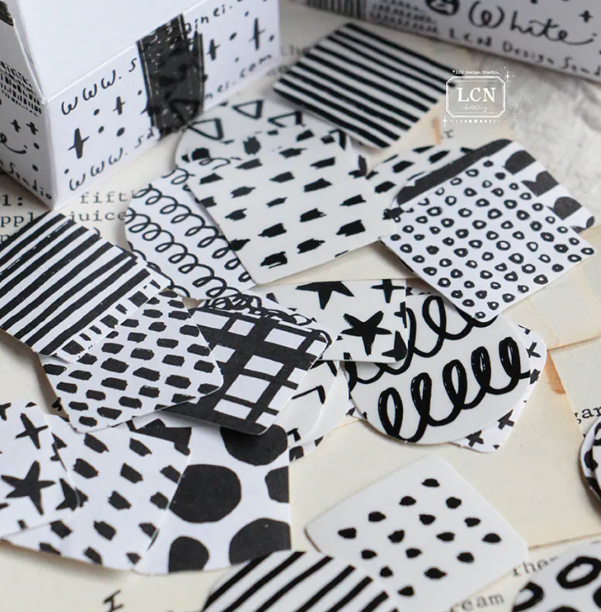 LCN Design Studio Sticker Club Mini Sticker Box - Black and White