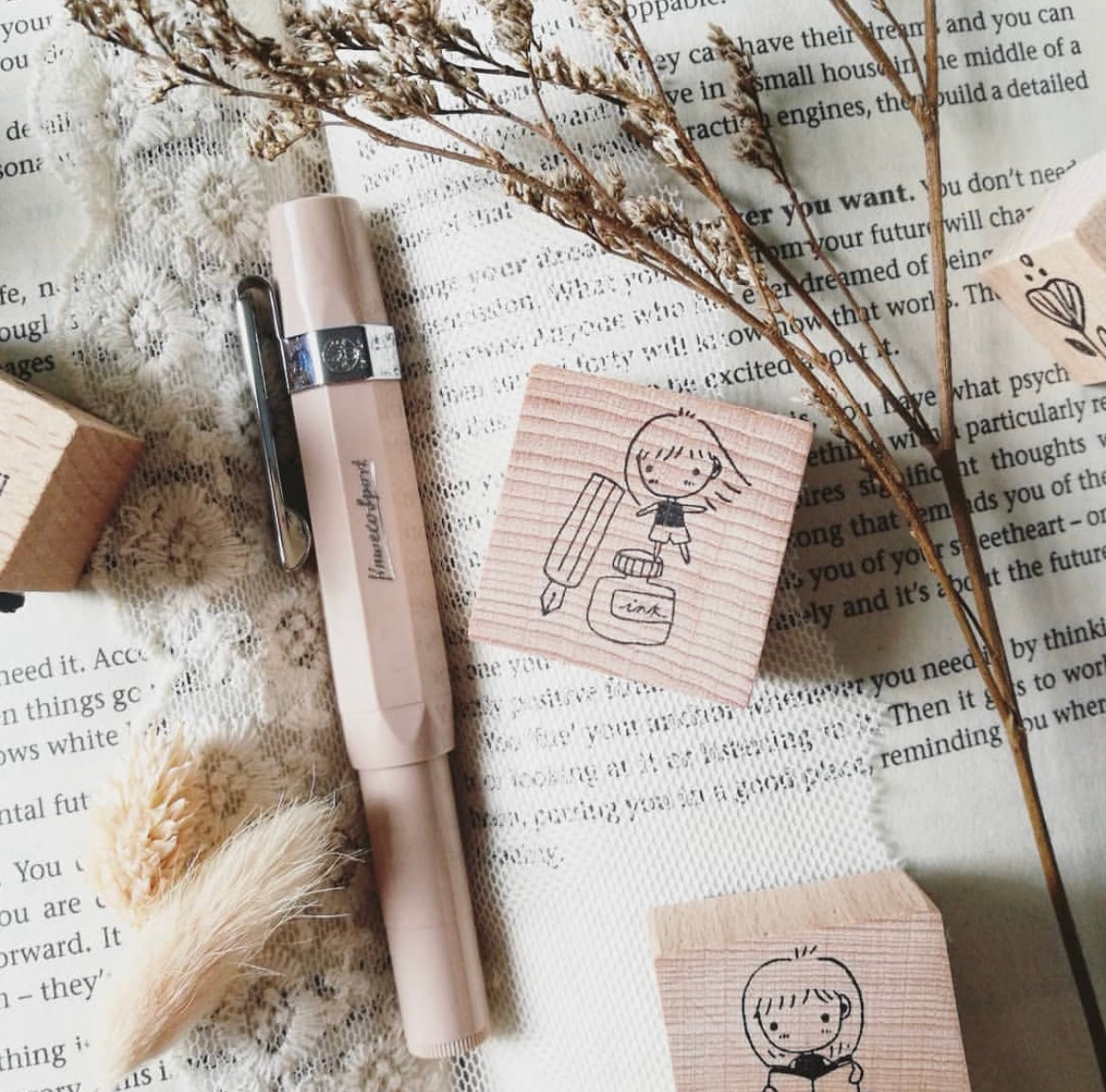 Eileen Tai Rubber Stamp - Mini Girls Series STATIONERY